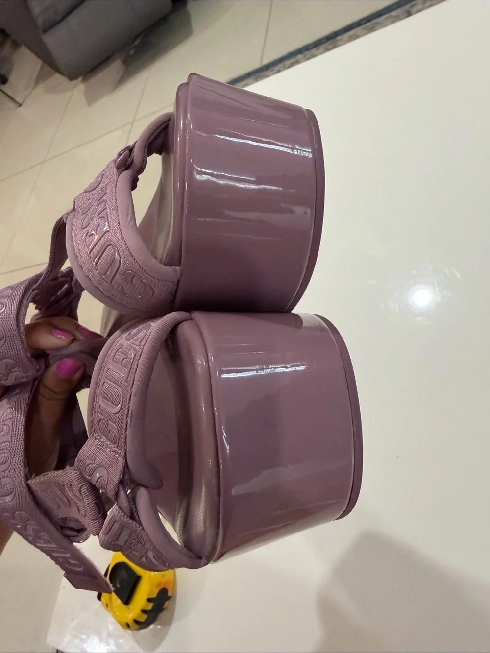 GUESS Avin Logo Sport Platform Sandals — Size 7.5 (Mauve/Lilac)